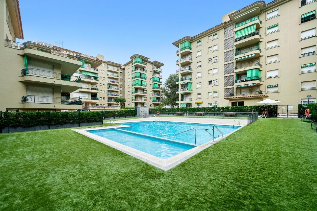 Hauzify I Apartament Estrella Castell-Castell-Platja d'Aro Buitenkant foto